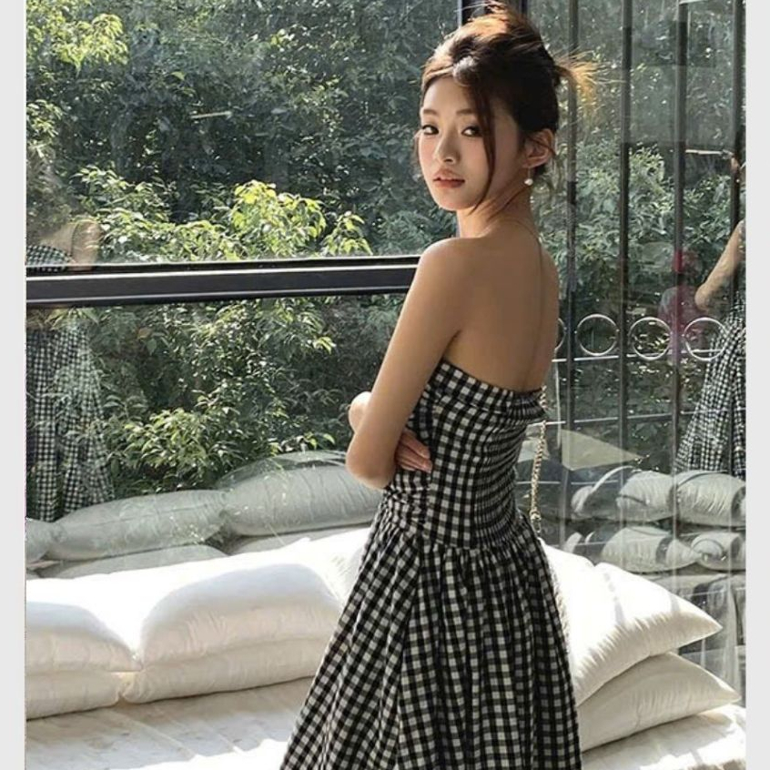 Đầm đi biển dáng dài nữ tính vintage đi chơi du lịch Váy maxi kẻ caro đen trắng cúp ngực ôm body dáng xòe T535G