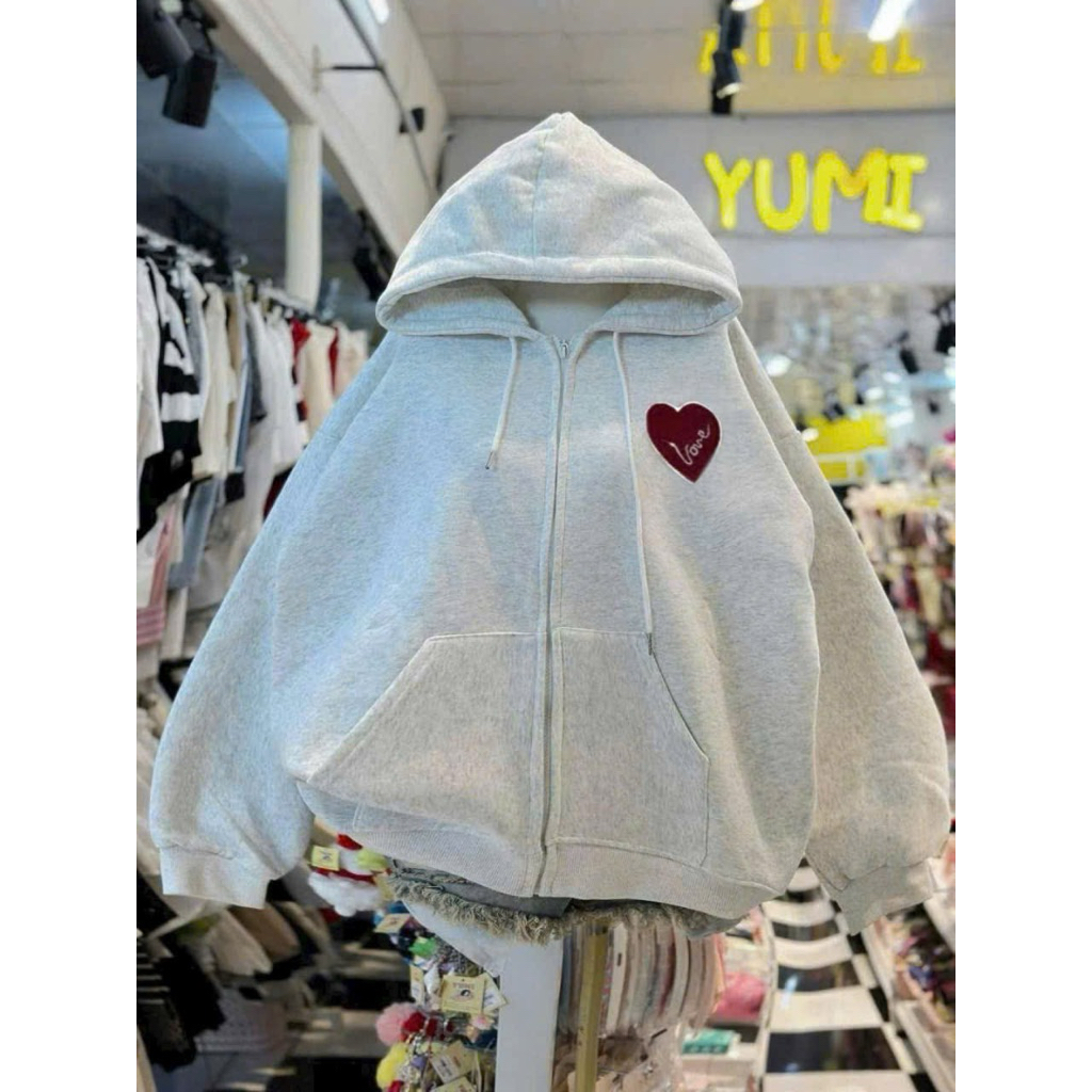 Khoác tim ngực xám T