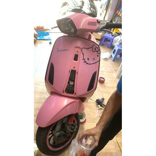 tem dán trang trí xe điện hello kity