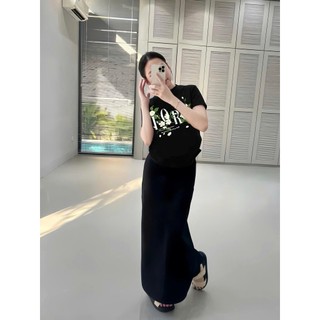 Set ( Áo Thun Đen + Chân Váy Xuông )  Áo Phông Nữ Chepol UNISEX Cổ Tròn Tay Ngắn Chất Cotton Co Dãn 2 Chiều CP_11176