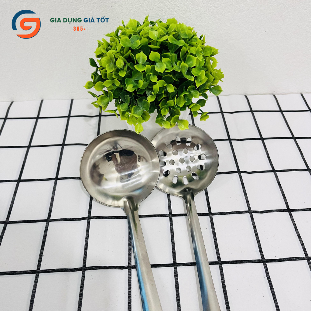 Bộ 2 muôi inox cán giả gỗ chống nóng, muôi múc canh, muôi thủng ăn lẩu