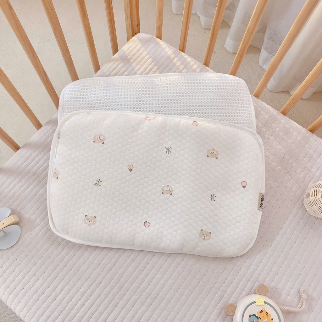 Gối airmesh mặt lụa cotton Joonee độ dày vừa phải thiết kế họa tiết dễ thương phong cách Korea