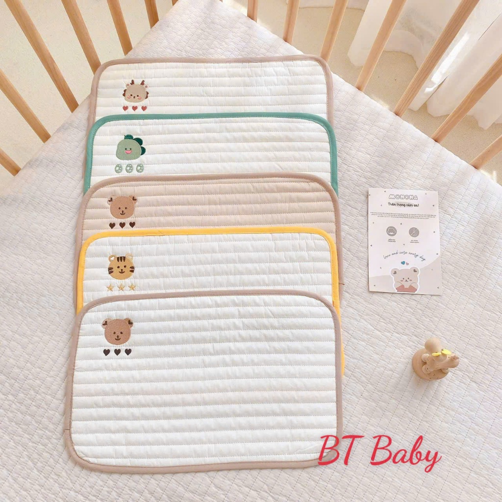 Lót đầu cho bé Monona vải cotton mềm mát, thấm hút tốt thiết kế họa tiết thêu xinh xắn