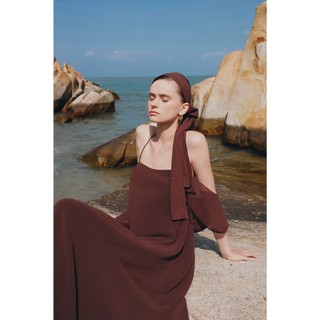 Đầm OLV suông cổ yếm dáng Maxi tay rơi kèm dây cột tóc Brown Chiffon Off Shoulder Maxi đi biển