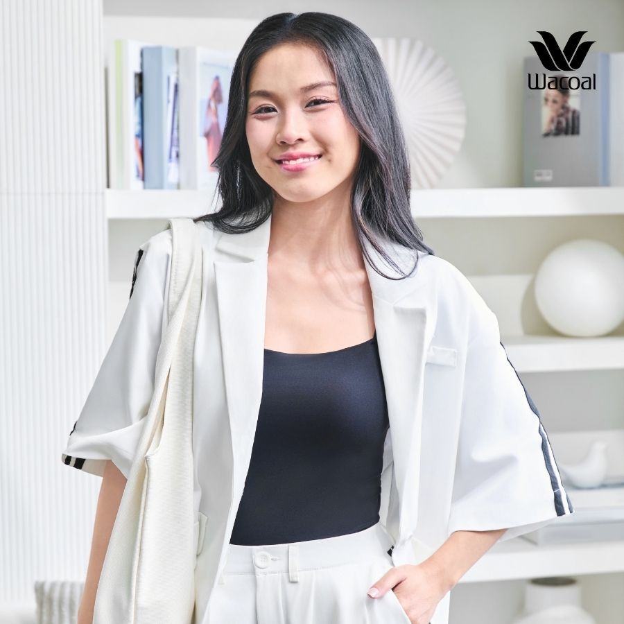 Áo bra top Wacoal 2 dây dáng dài IET1052 đệm mút áo liền khối, có thể điều chỉnh dây - ET1052