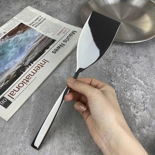 Muôi đảo lật cá Bossd [99] inox 18/10 nhỏ gọn nhưng chắc chắn B99