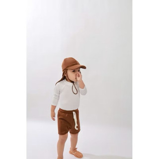 Set đồ bơi bé trai màu nâu có nón siêu yêu