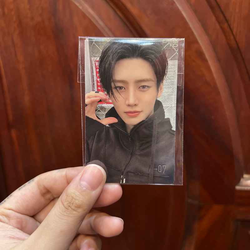 ENHYPEN ヒスン DESIRE:UNLEASH shopee トレカ Photocard Card ENHYPEN DESIRE UNLEASH Chính Hãng Official | Shopee