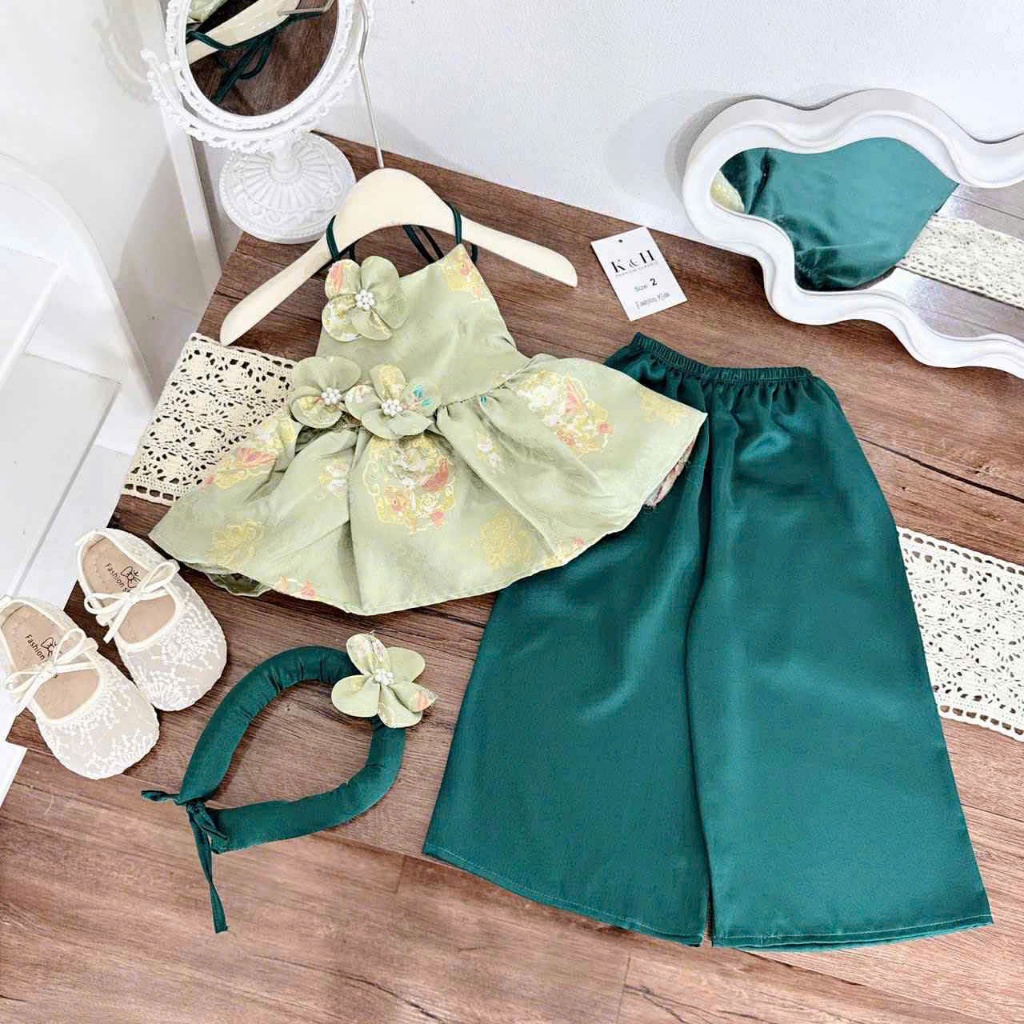 Set bộ bé gái, Set áo cổ yếm hồng quần lụa 4 chi tiết cho bé gái mặc ...