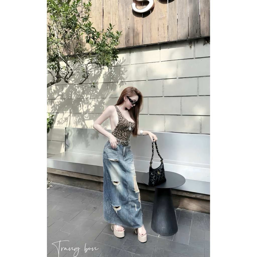Áo body suits lệch vai phối hoạ tiết mix đồ cực chất