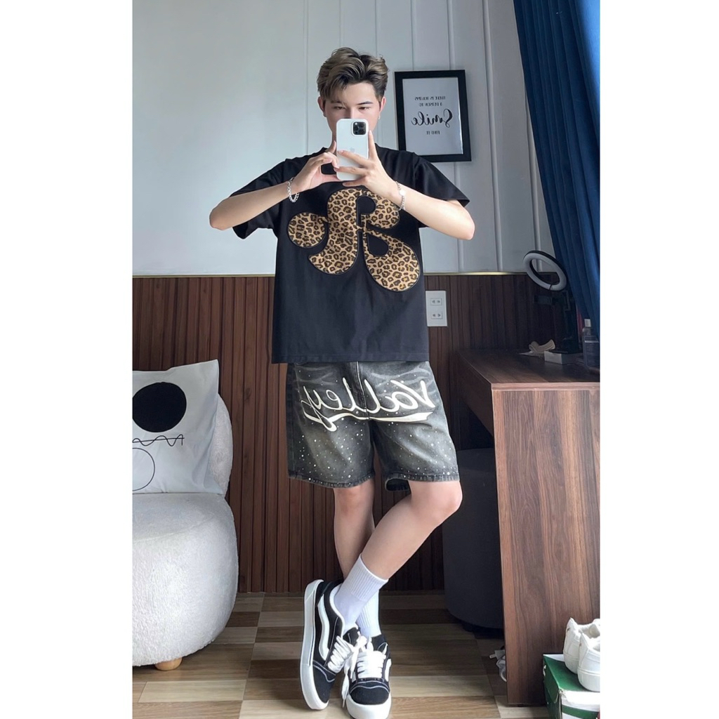 QUẦN SHORT JEAN ĐÍNH ĐÁ BLING BLING VALLEY - Thiết Kế độc quyền, Form Trên Gối,  Unisex Nam Nữ, Jean cao cấp | TMTD15