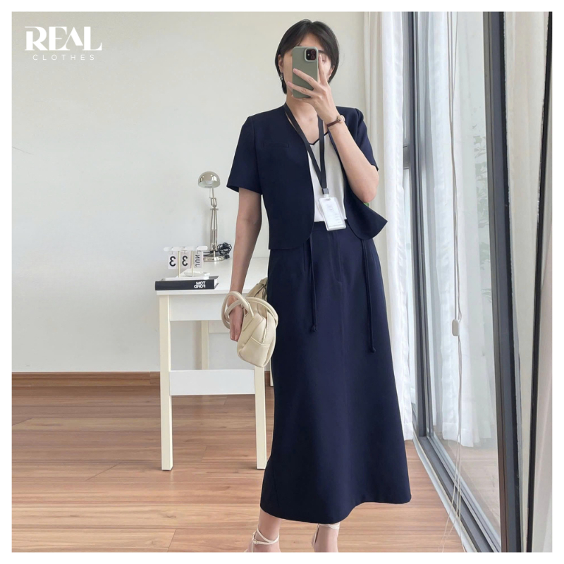 Chân váy suông dài trơn xẻ sau Real Clothes (tổng hợp màu), che khuyết điểm, vải kaki lụa ít nhăn