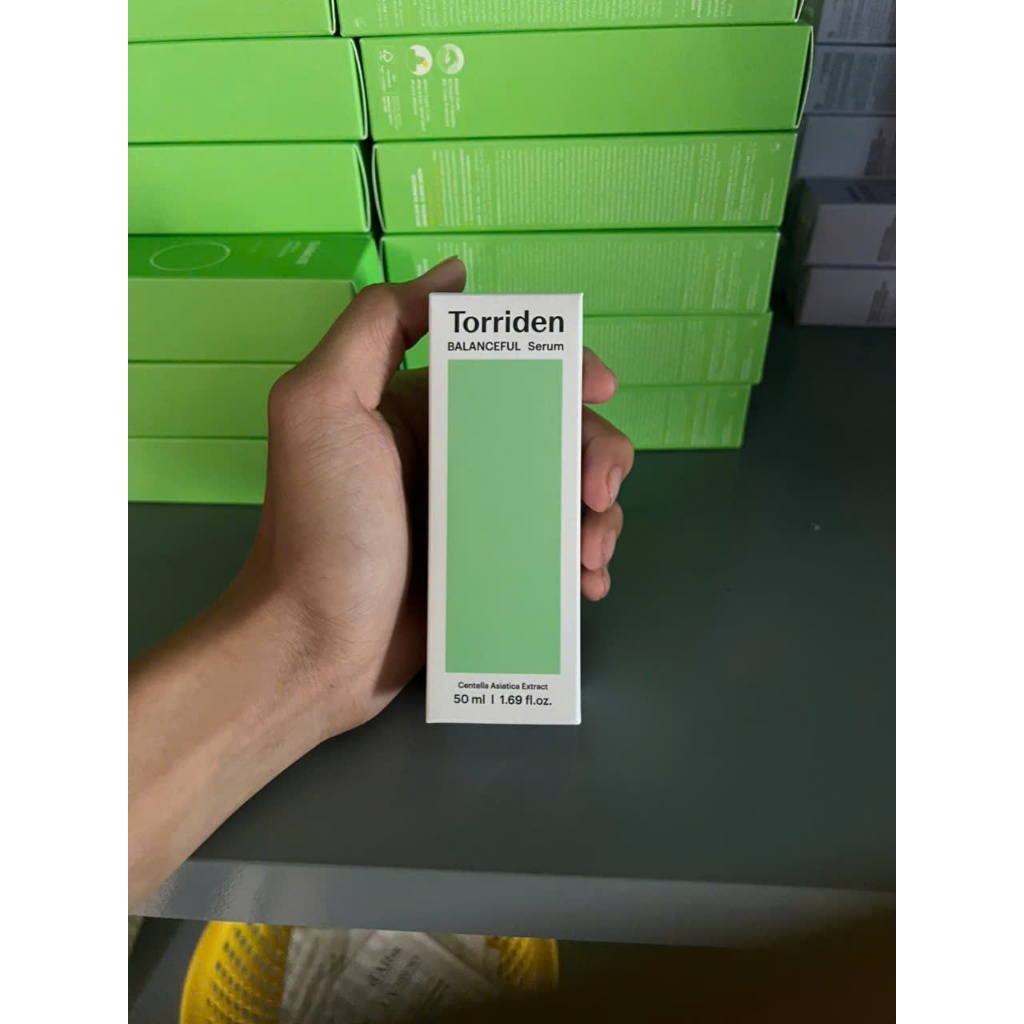 Serum Torriden BALANCEFUL Cica Serum Chiết Xuất Rau Má Giảm Đỏ, Phục Hồi, Dịu Da 50ml