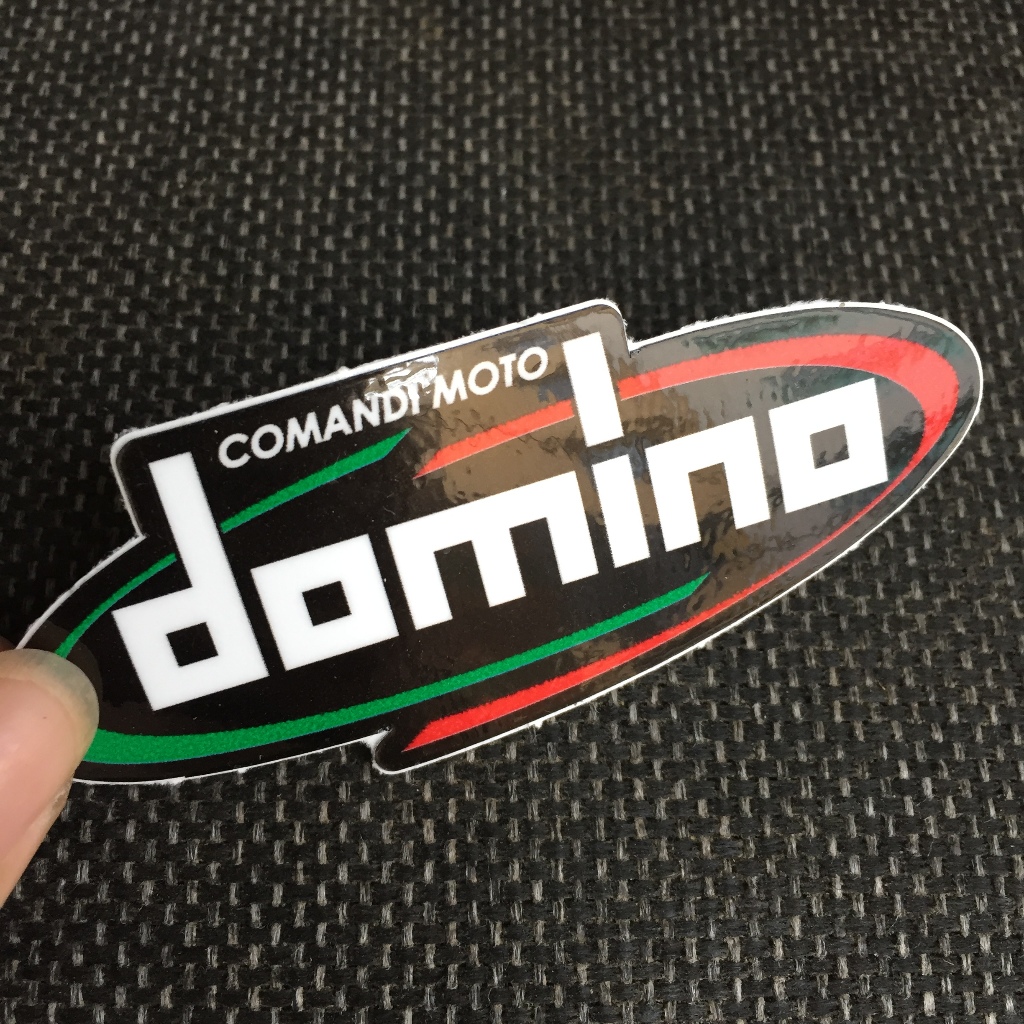 DOMINO đen[8.5x3.5cm] decal cao cấp chống nước, sắc nét, bền màu, dính chặt. Hình dán logo trang trí mọi nơi