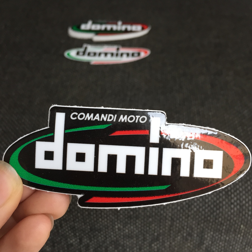 DOMINO đen[8.5x3.5cm] decal cao cấp chống nước, sắc nét, bền màu, dính chặt. Hình dán logo trang trí mọi nơi