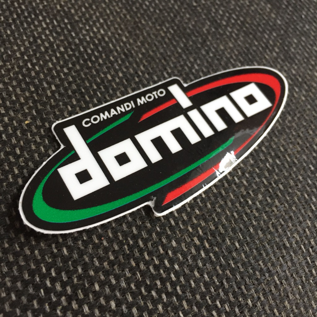 DOMINO đen[8.5x3.5cm] decal cao cấp chống nước, sắc nét, bền màu, dính chặt. Hình dán logo trang trí mọi nơi