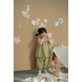 Set áo dây + quần dài linen xanh rêu cho bé gái