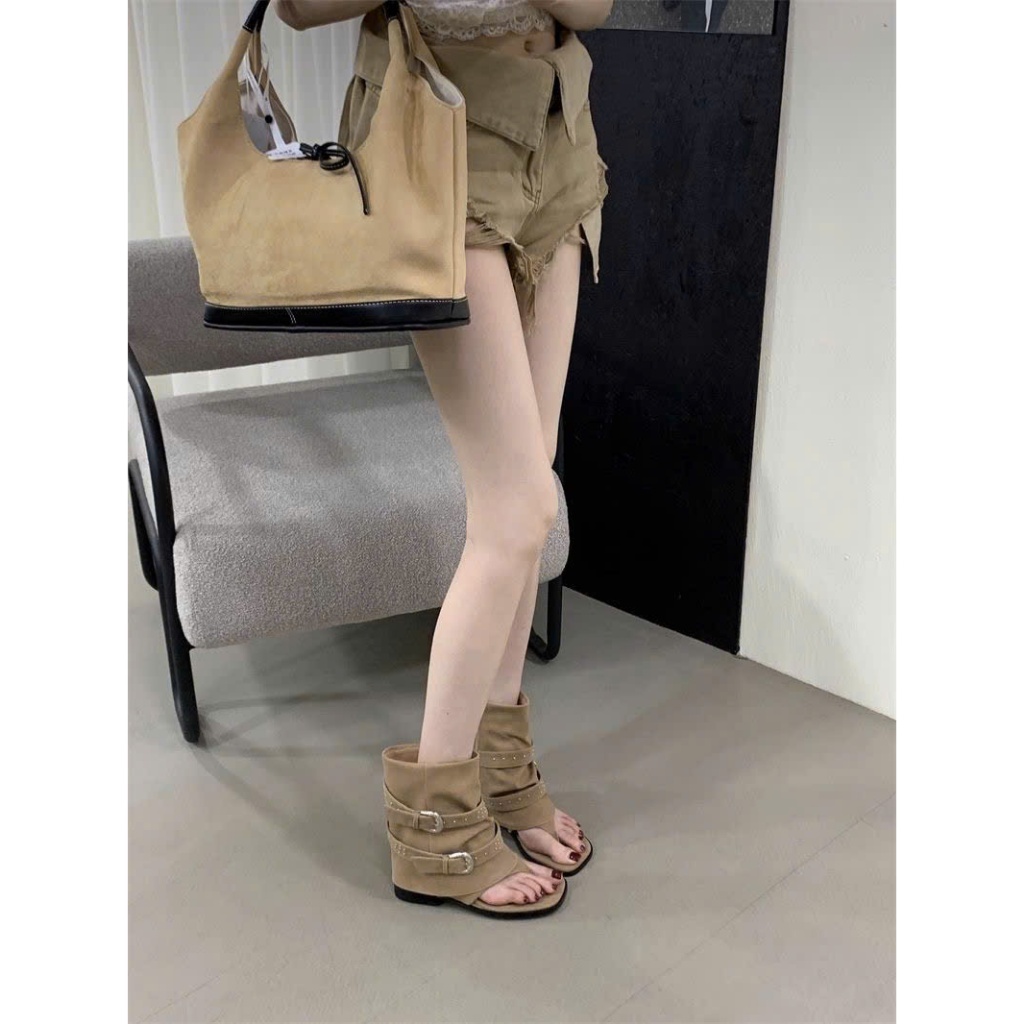 (Sẵn nâu 36, kaki 38) Giày Bốt Ngắn Khoá Thắt Lưng Kiểu Dáng Retro Pháp Đế Cao 4cm