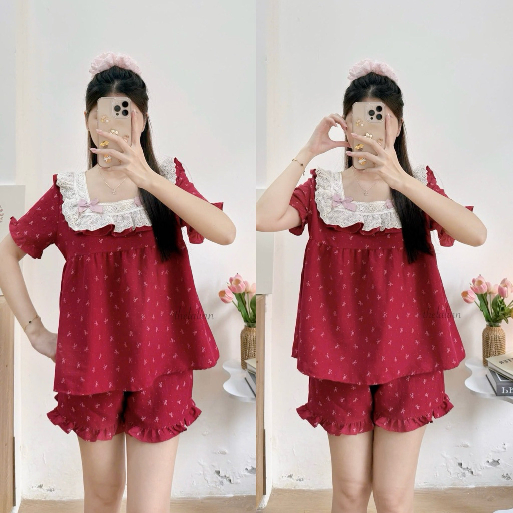 Vuông đỏ nơ