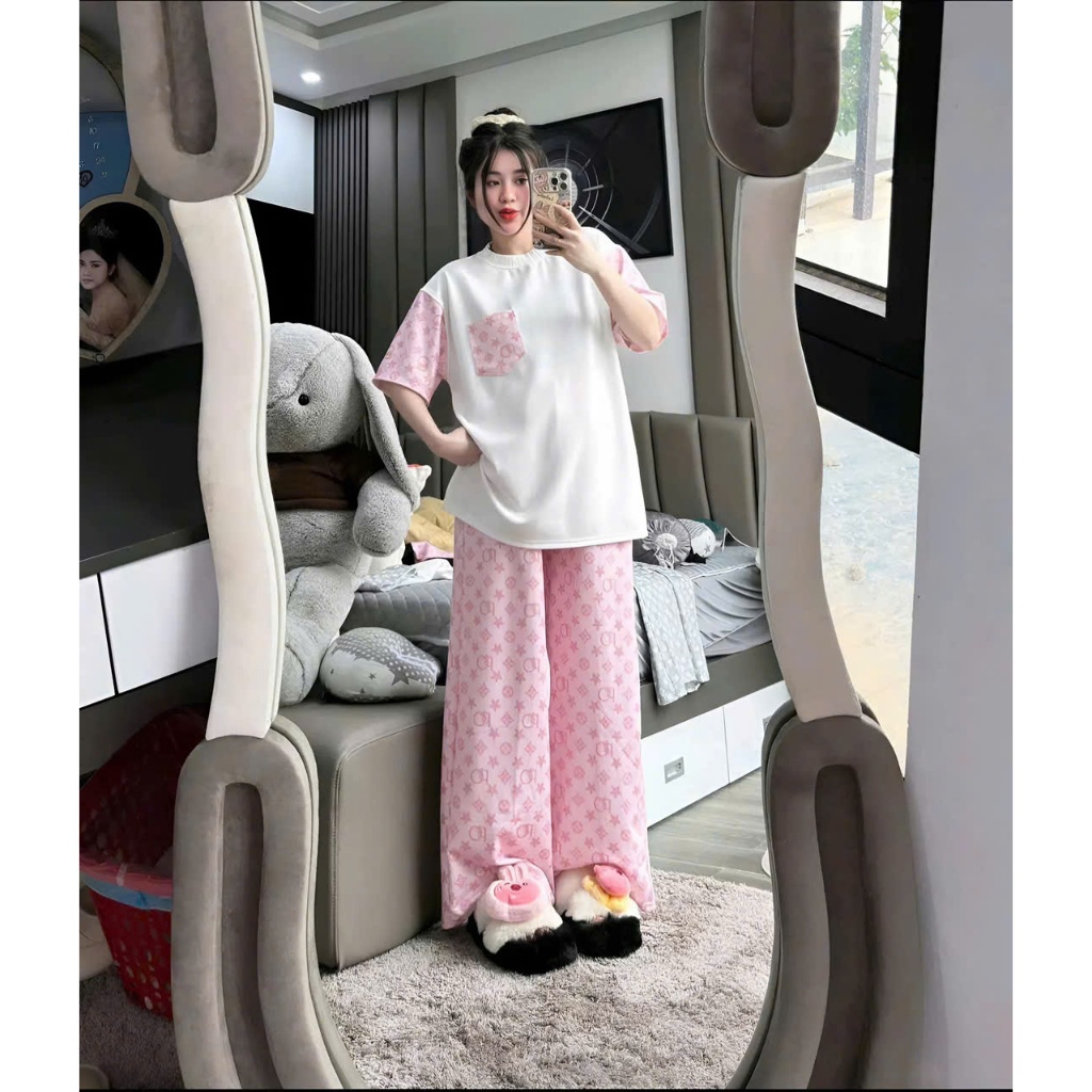 14-45 KG. Bộ cộc tay đính TÚI trước ngực,quần ống xuông cho bé gái,quần chất vải tăm lạnh áo chất vải tổ ong.M37