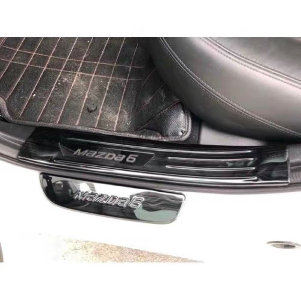 Ốp bậc cửa, nẹp bước chân xe Mazda 6 2016-2023 vân Titan hàng cao cấp