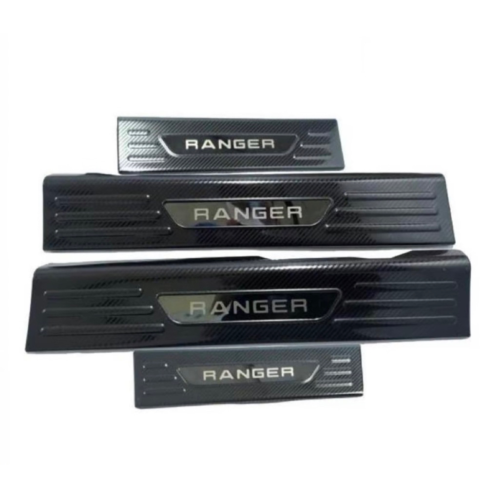 Ôp bậc cửa, nẹp bước chân xe Ford Ranger 2016-2022 vân Carbon hàng cao cấp