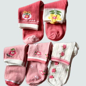 Tất Vớ bé gái 0 -6 tuổi Cổ cao, Chất Liệu Cotton, Co Giãn 4 Chiều, Khử Mùi Kháng Khuẩn - màu xanh lá
