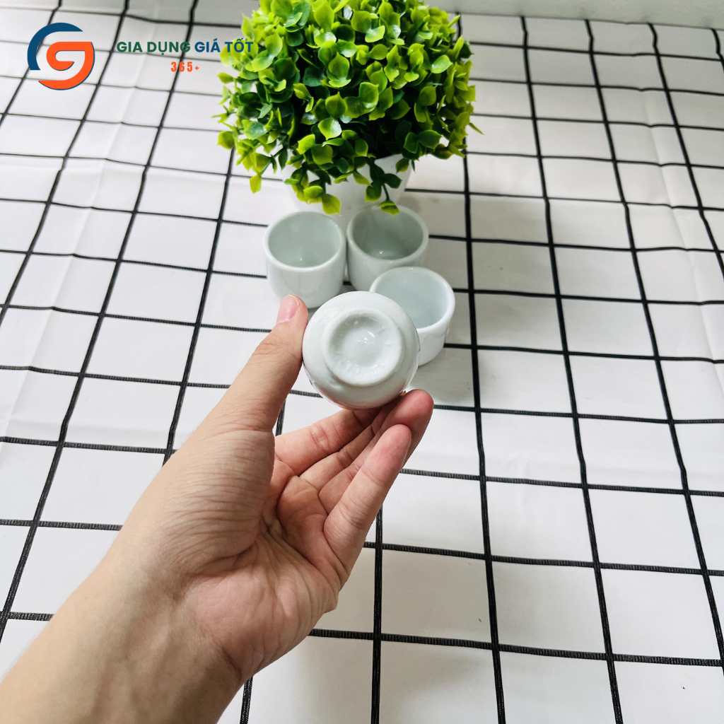 Set 10 chén sứ mini Bát Tràng men trắng -ly nhỏ tiếp khách, bàn tiệc sang trọng