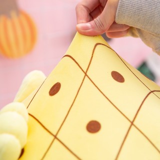 Bộ chăn gối văn phòng hình thú cute dùng cho bé đi học , nhân viên văn phòng nghỉ trưa đi tầu xe