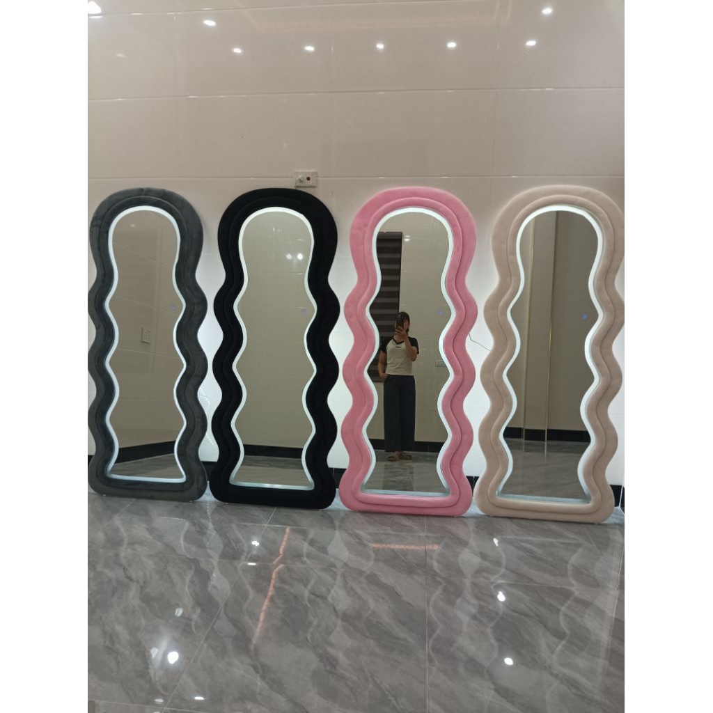 Gương Toàn Thân Bọc Nỉ Lượn Sóng Đầu Tròn Elite Homes