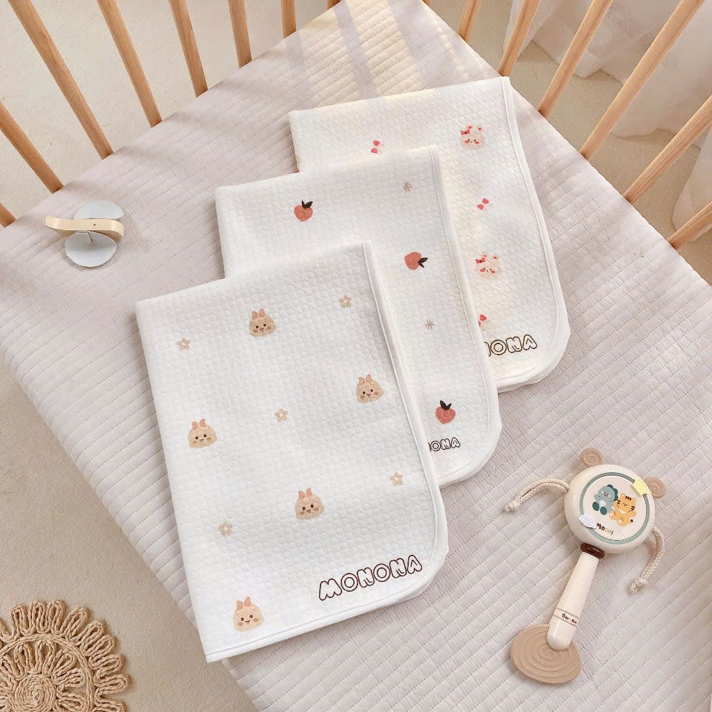 Lót chống thấm MONONA 3 lớp cao cấp bề mặt cotton organic mềm mịn cho bé KT 50x70cm Bahu_Baby
