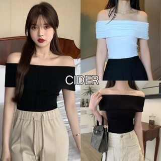 Áo Kiểu Croptop Trễ Vai Bản To Cúc Dọc Sang Chảnh Nữ
