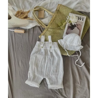 Romper trắng hai dây kèm mũ – style Hàn xinh xắn cho bé 🌿
