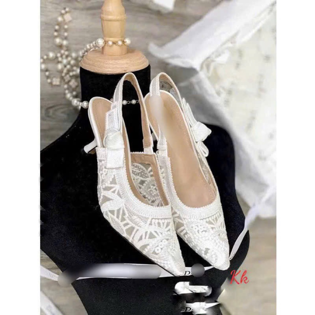 Sandal Ren 5F qccc fullbox (from to khách lùi 1 size ạ )