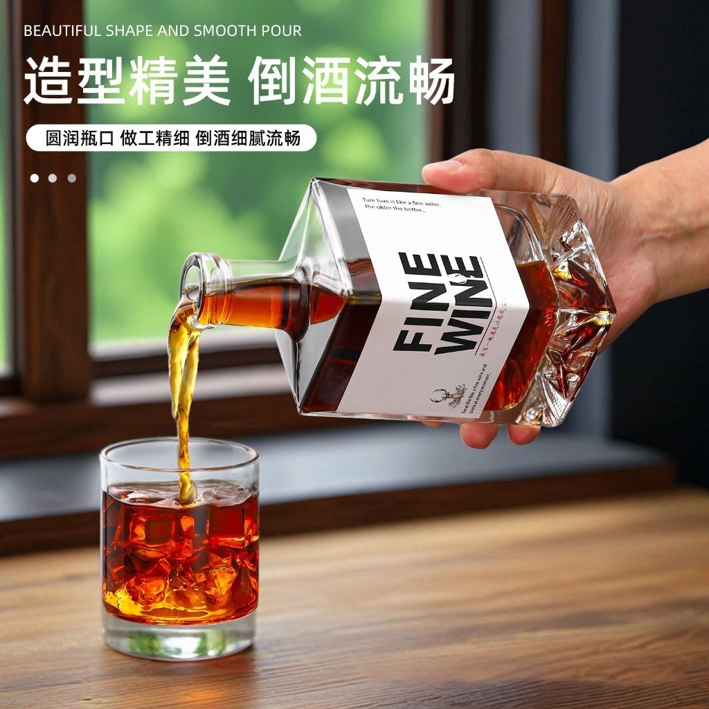 Vỏ Chai Rượu Thủy Tinh Vuông 500ml Nắp Gỗ + Đáy núi - Chai RượuTrang Trí Sang Trọng