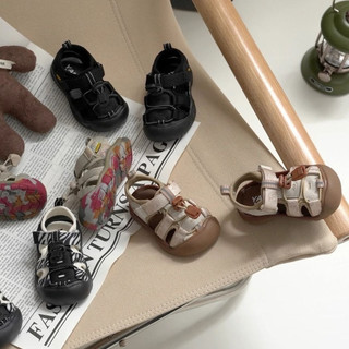 Giày sandal đế mềm phong cách hàn quốc cho bé (form nhỏ + 1 size ạ)