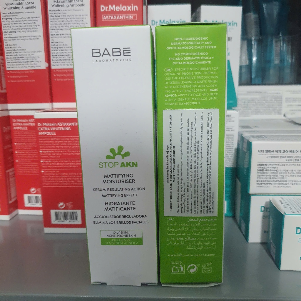 Kem dưỡng ẩm LABORATORIOS BABÉ Stop AKN Mattifying Moisturiser Kiểm Soát Dầu, Giảm Mụn 50ml