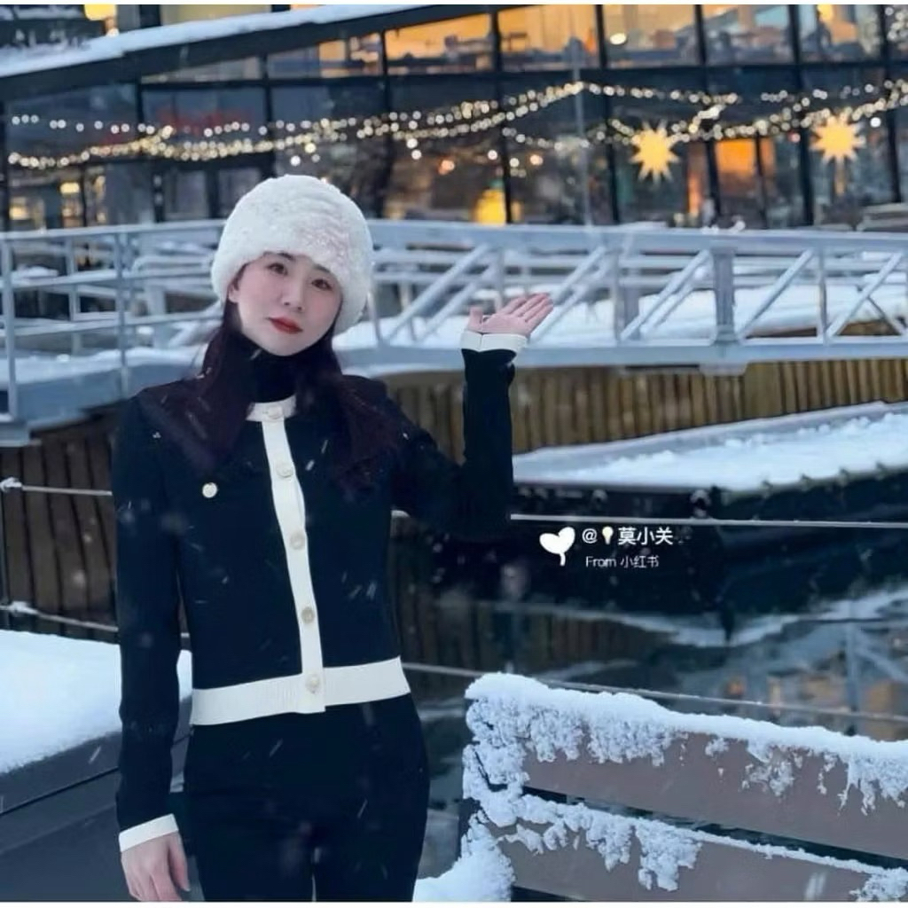 New 2026 Áo len Cardigan nữ cổ tròn phối màu sang trọng chất len dày mềm mịn mặc thu đông dáng ngắn Kèm Ảnh Thật