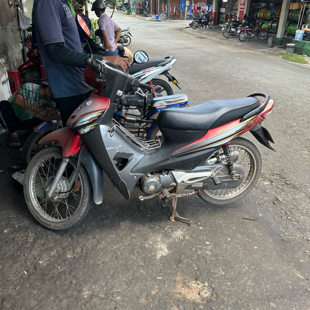Da yên Honda Wave Rs/Ws/Rsx 100 kiểu zin (sử dụng kim bọc yên)