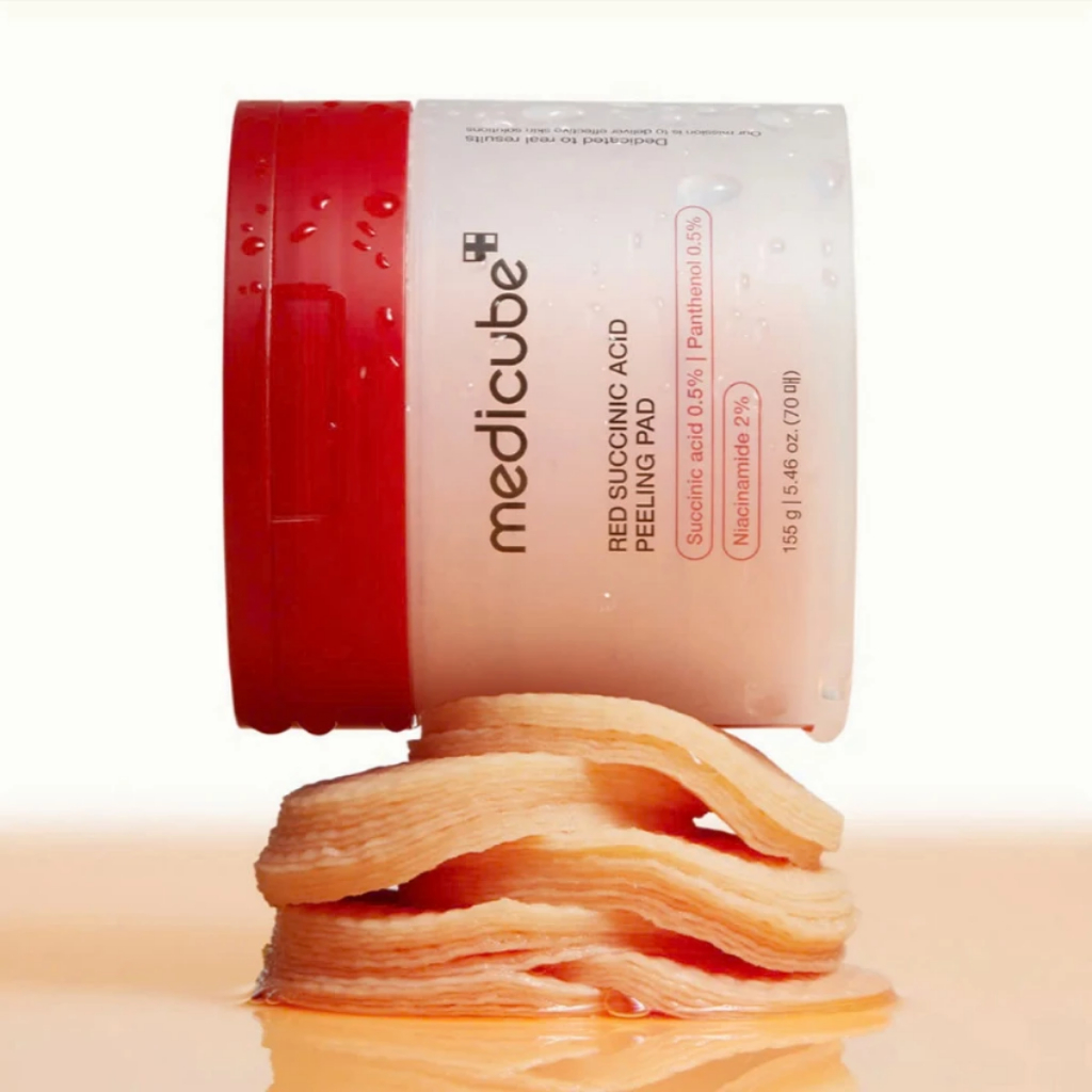 Toner Pad Hỗ Trợ Dịu Mụn Medicube Red Succinic Acid Peeling Pad 155g (70 miếng)