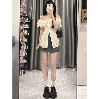 Áo kiểu nữ trễ vai form dài bèo nhún nhẹ tay ngắn cổ rộng vải cotton màu be đẹp VANISA CT063