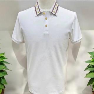Áo thun nam thêu nút vàng ngôi sao, cổ viền chất vải mềm mịn, mẫu mới thời trang, phong cách trẻ trung.