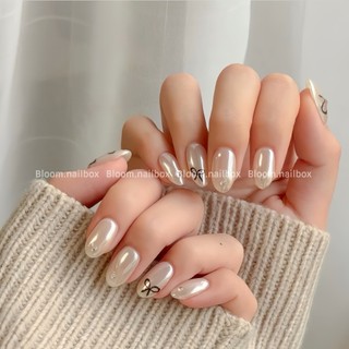 [B89] Móng tay giả thiết kế tráng gương nơ xinh xắn form ngắn hàn by Bloom.nailbox