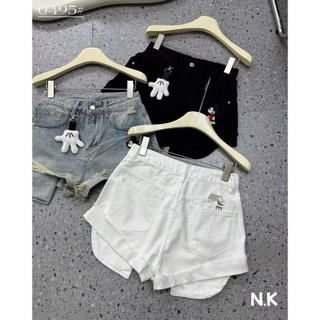 QCL1 0495 Quần sooc jeans mickey thêu túi gập gấu thò kèm móc khoá bàn tay siêu xinh