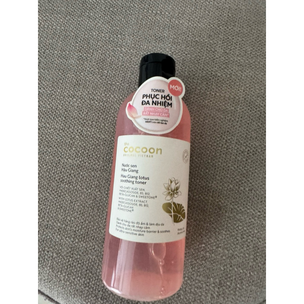 [MUA 1 TẶNG 1_ CHỌN ĐÚNG PHÂN LOẠI] COCOON Nước sen ( Toner) Hậu Giang 310ml + Nước tẩy trang bí đao 500ml | BigBuy360 - bigbuy360.vn