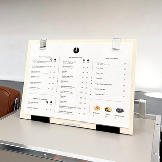Bảng Menu Để Quầy ADOR Khắc Logo [ĐỌC MÔ TẢ], Kẹp Menu A3 Bằng Gỗ, Bảng Gỗ Menu Có Chân Đứng