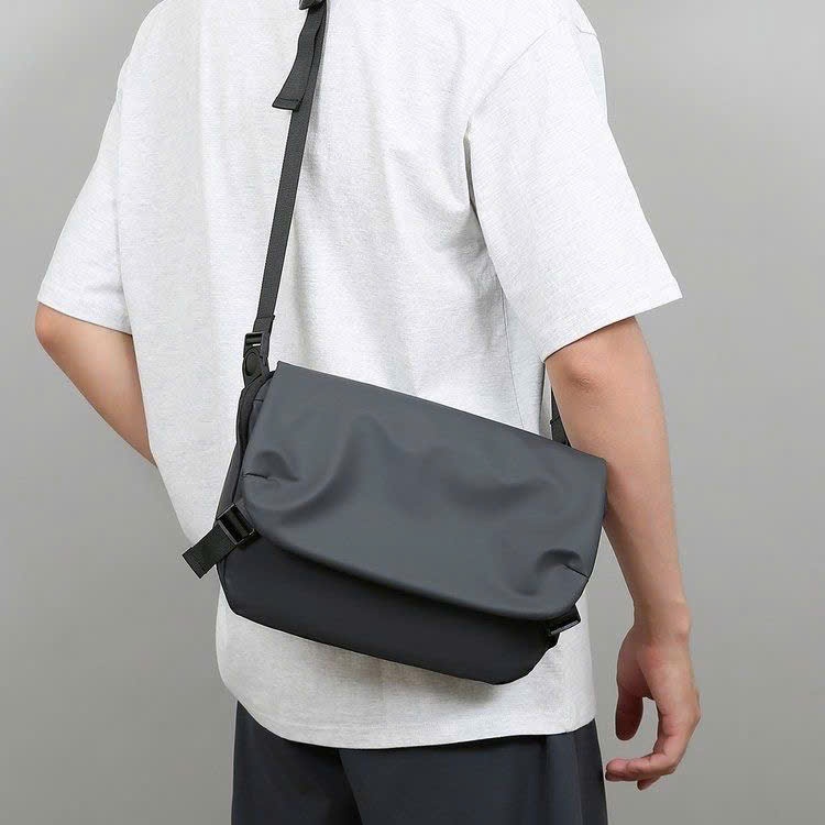 Túi đeo chéo LEZA đi làm đi học unisex vải chống nước cao cấp ,Túi thời trang đựng laptop 15.6 inch sách vở đồ dùng