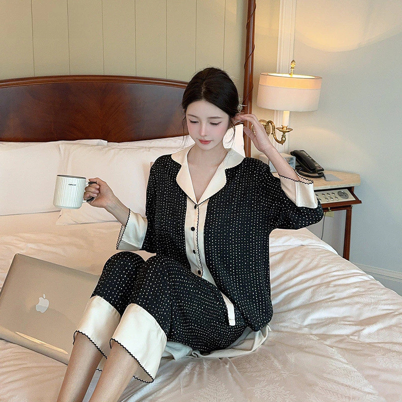 Set đồ ngủ nữ lụa bóng cao cấp tay lỡ phối viền sang trọng, bộ pijama mặc nhà dễ thương thoáng mát 4 mùa HCOM26414