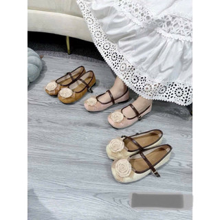 Giày bệt và Sục chất Da Lộn gắn bông hoa lụa quai ngang mũi tròn xinh