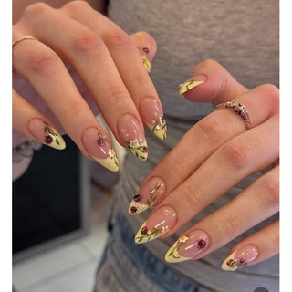 nailbox thiết kế, ( thay đổi form , mẫu & độ dài ib shop), shop có nhận làm mẫu theo yêu cầu khách
